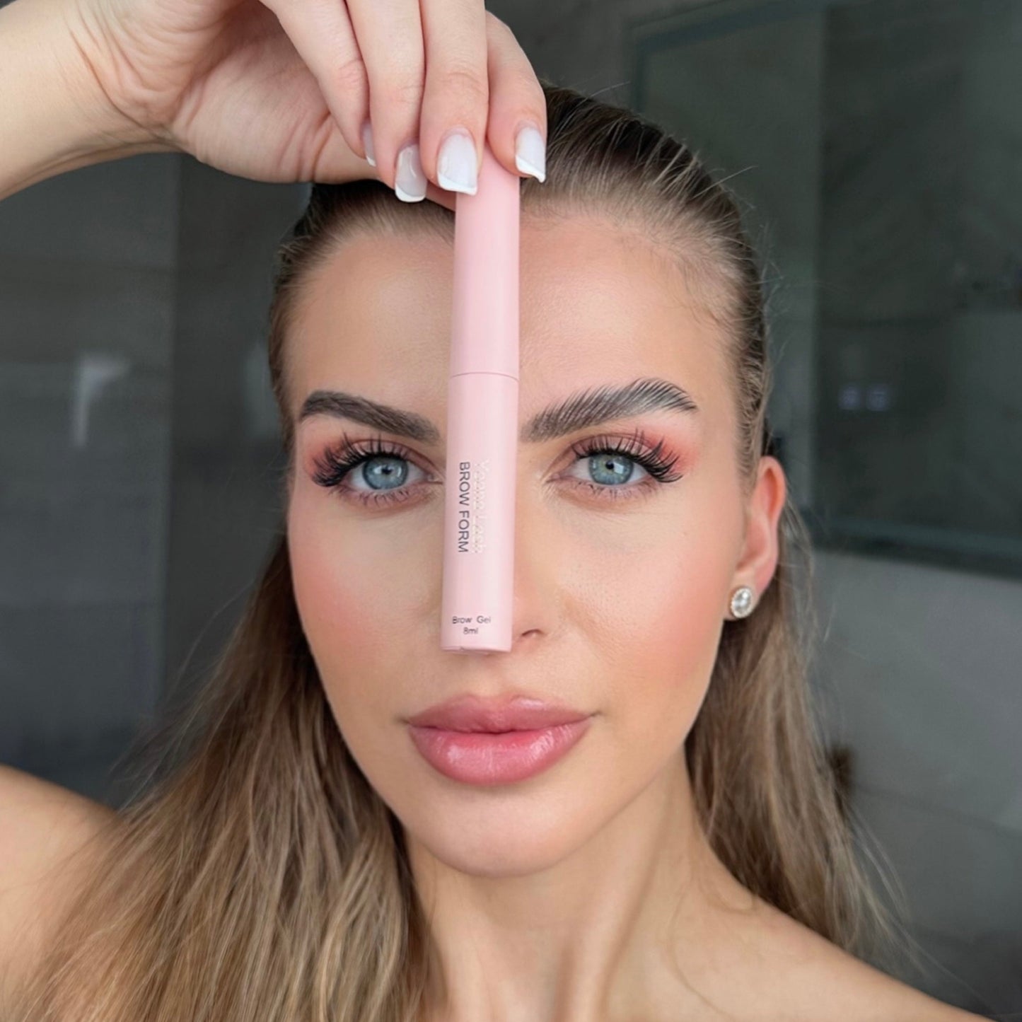 Гел за вежди Brow form